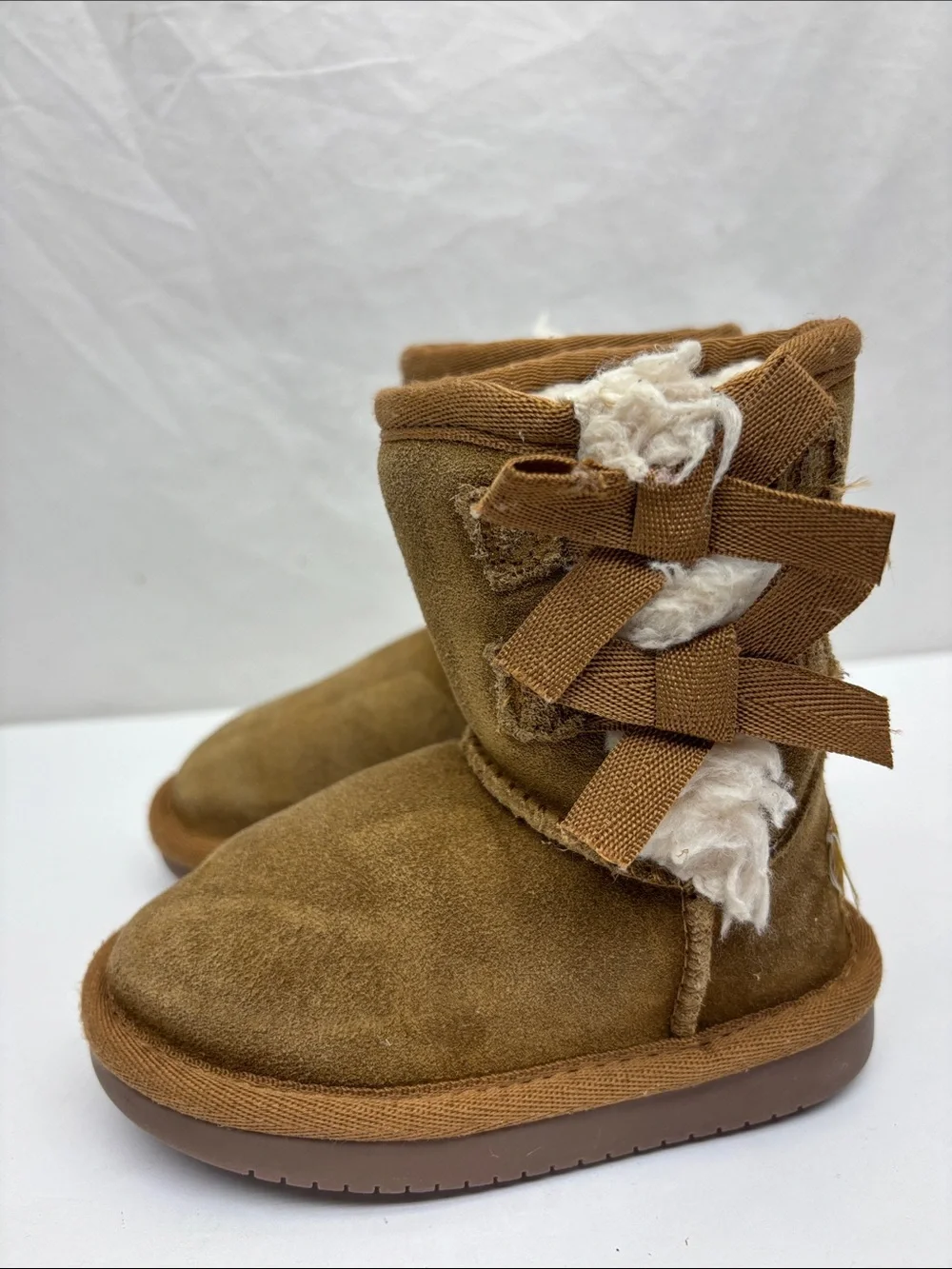 Koolaburra by Ugg Faux Suede Shearling-Lined Boots, size 6 for baby, box 74